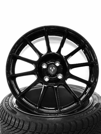 ALU-Felgensatz essesse Abarth 500/595/695 · 12 Speichen