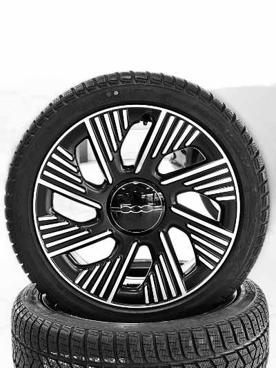 ALU-Winterradsatz Fiat 500e · 8 Speichen