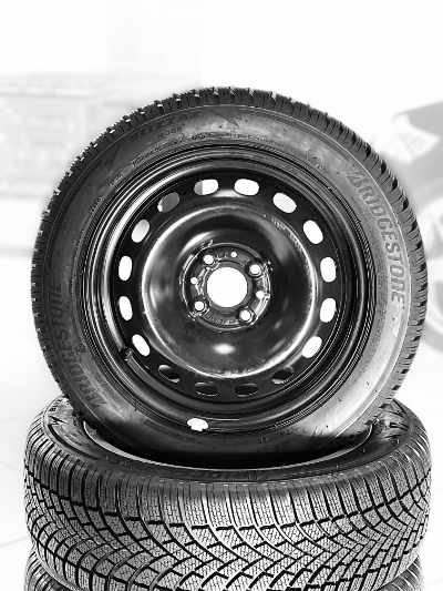 Winterradsatz · Stahlfelge Fiat Panda 312