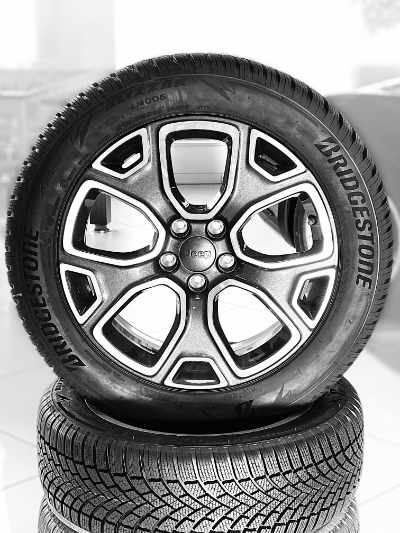 ALU-Winterradsatz Jeep Renegade · 5 Speichen